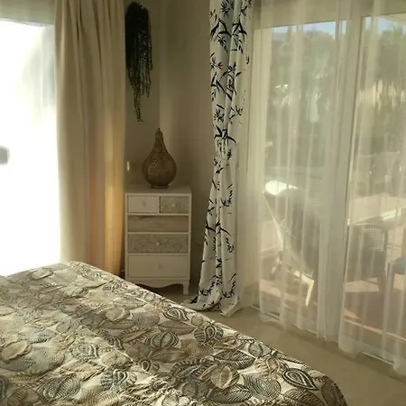 Alcazaba Blue Lagoon 3 Bedroom, Ground Floor Appartement *